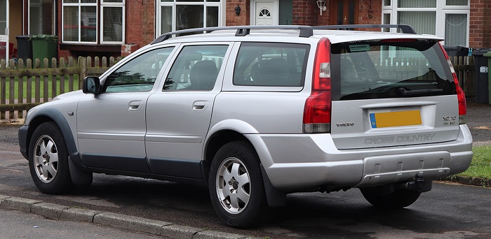 volvo_xc70_d5_se_awd_geartronic_2.4_rear